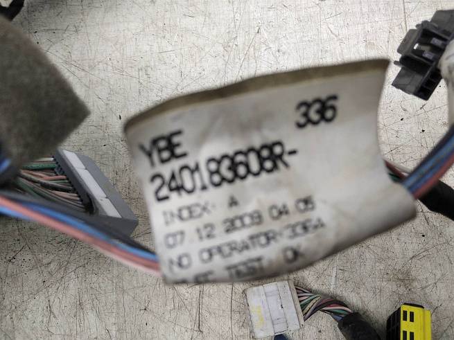  240183608R