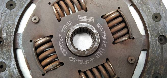  3M517550F1E