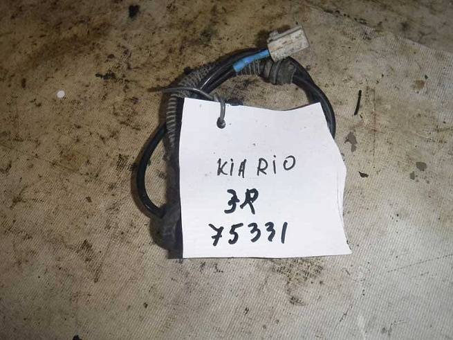 956811R000 956811R000