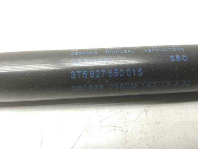  3T5827550