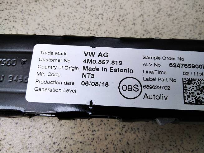  4M0857819