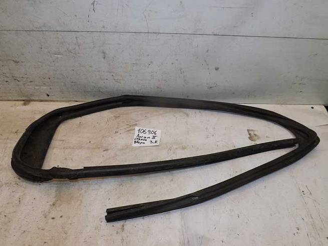  823306177R