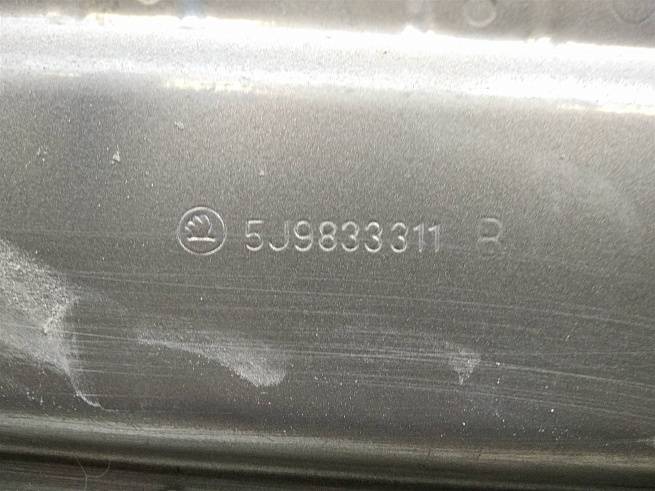  5J9833311