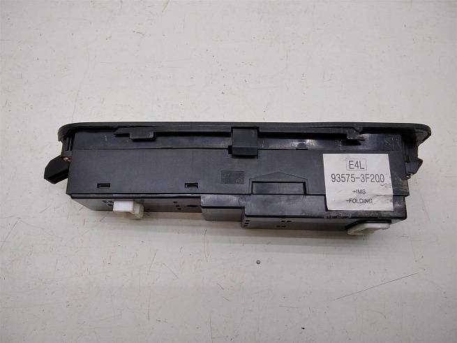  935753F200LK