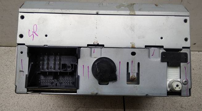  4M5T18C815BK