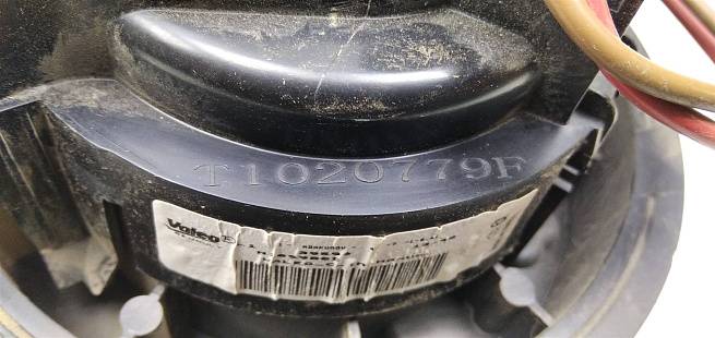  272100975R