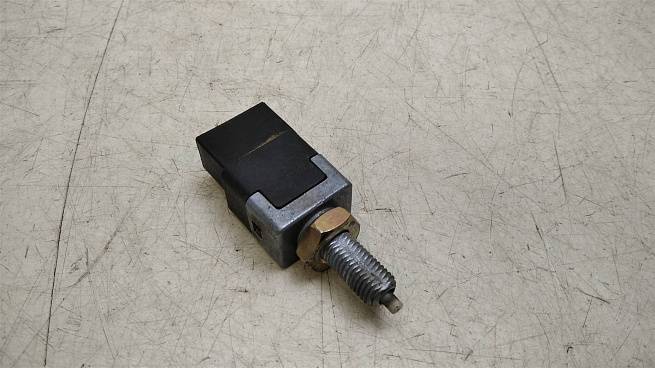  9381022100