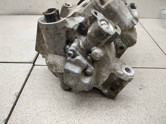  883101A660