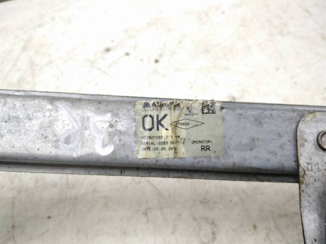  827202131R