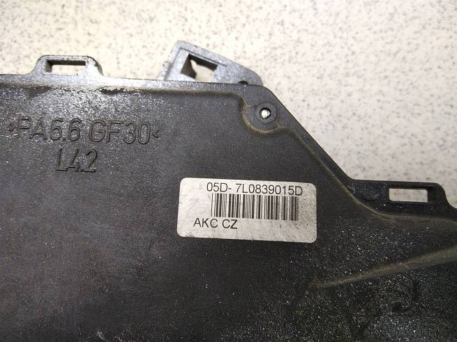  7L0839015D